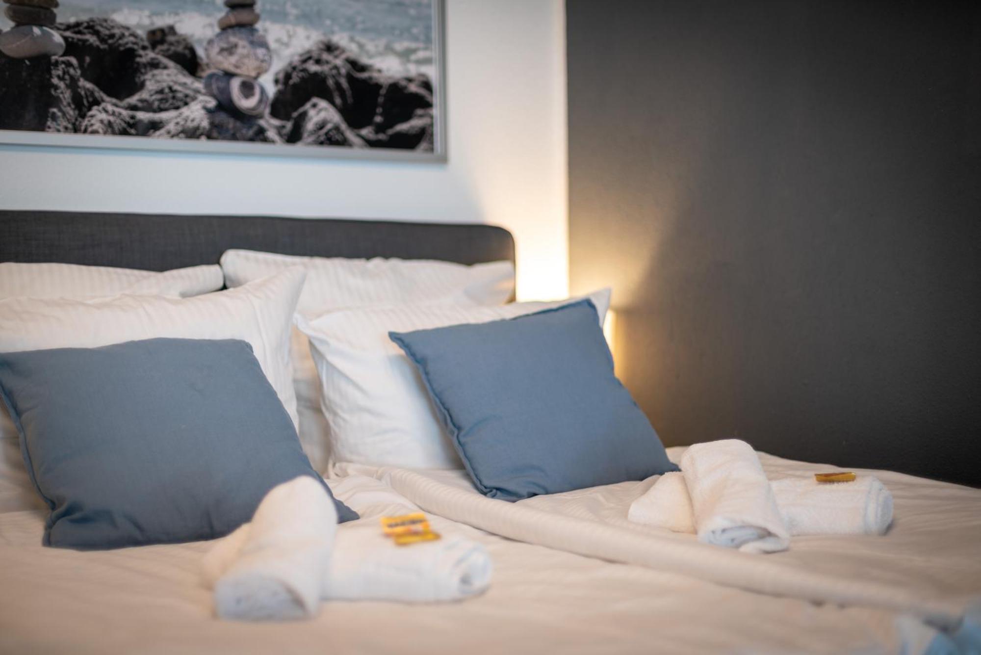 Federnest - Luxus-Studio - Kingsize Boxspringbett - Home-Office Mit Monitor Und Drucker - 11 Min Hbf Duisbourg Extérieur photo
